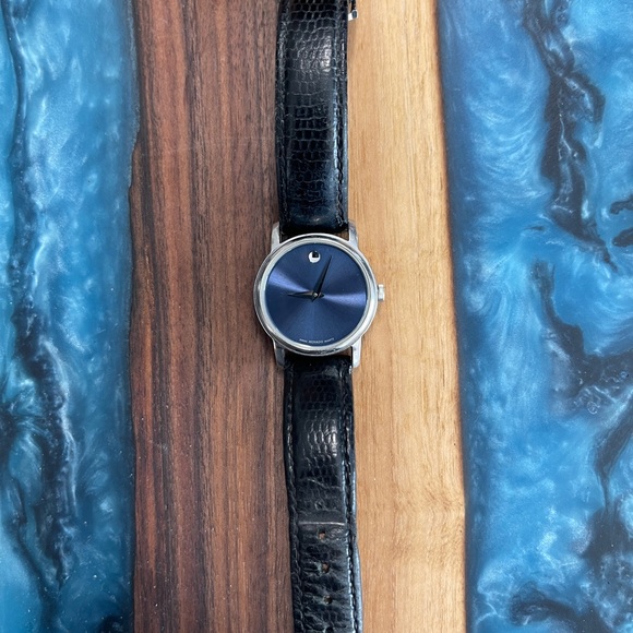 Movado Woman’s Watch with Blue Face and Leather band - Picture 2 of 7